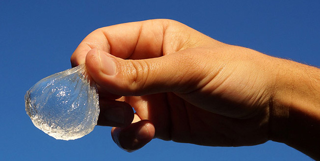 OOHO! Un emballage à membrane organique pour les liquides