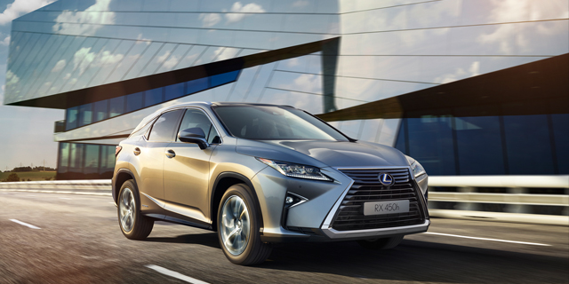 Lexus auf der IAA 2015 200t