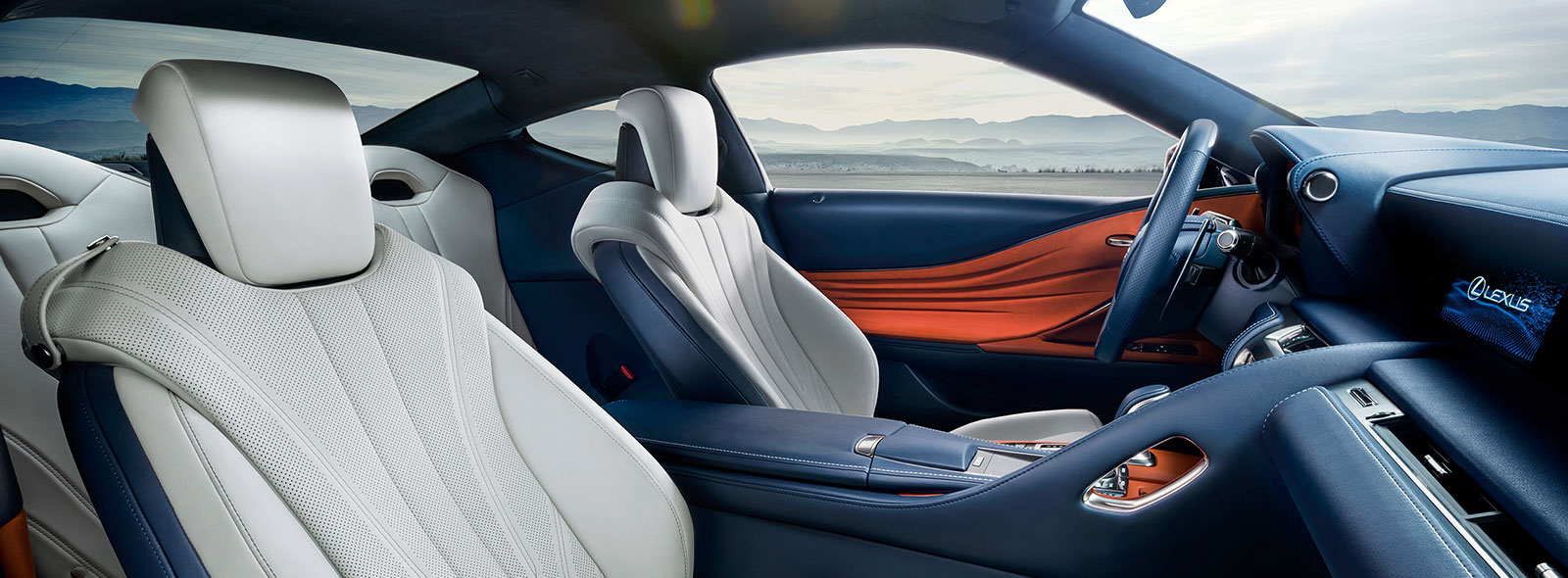 2017-Lexus-LC-Interior-Gallery-007-1600x