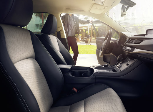 ct 200h image 002 520 380