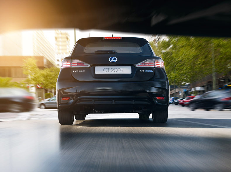 ct 200h image 029 790 590