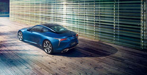 Een achter aanzicht van de Lexus UX Concept