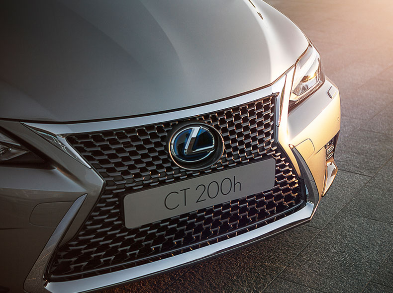 2017 lexus ct 200h gallery 005