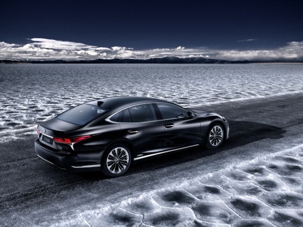novo lexus ls 500h