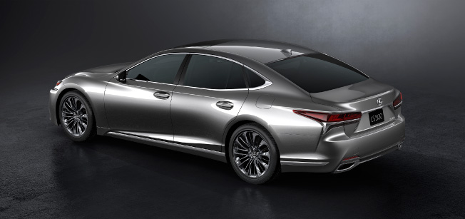 lexus ls topo gama back