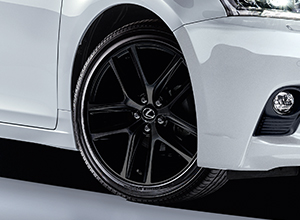 CT200h SportEdition Features 001