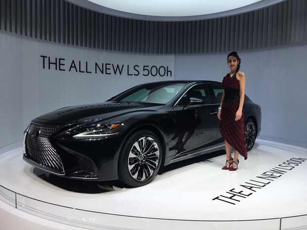Lexus LS500h 02