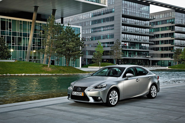 lexus dunyanin en sorunsuz otomobili 3