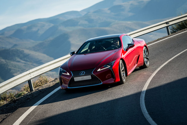 lexusun super couplesi lc500 2
