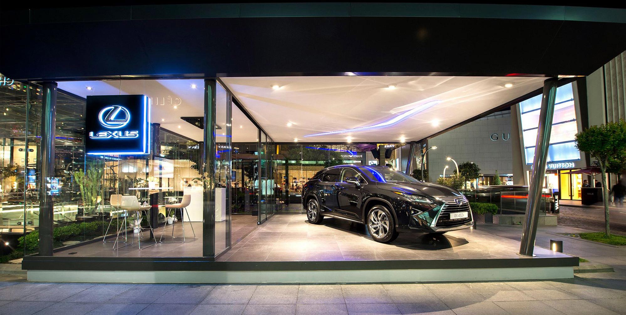 lexus dunya markalariyla bir arada