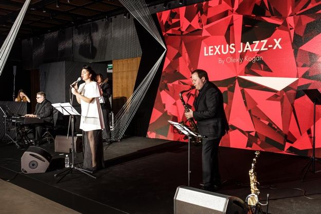 Подія «The Year of Amazing» від Lexus