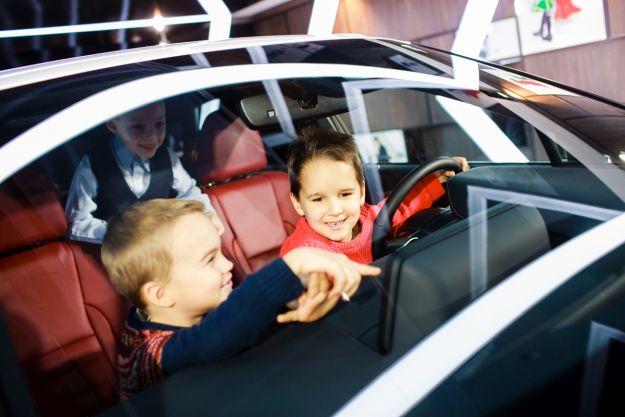 Cпеціальний проект Lexus Smart Kids Хлопці за кермом Lexus RX 200t